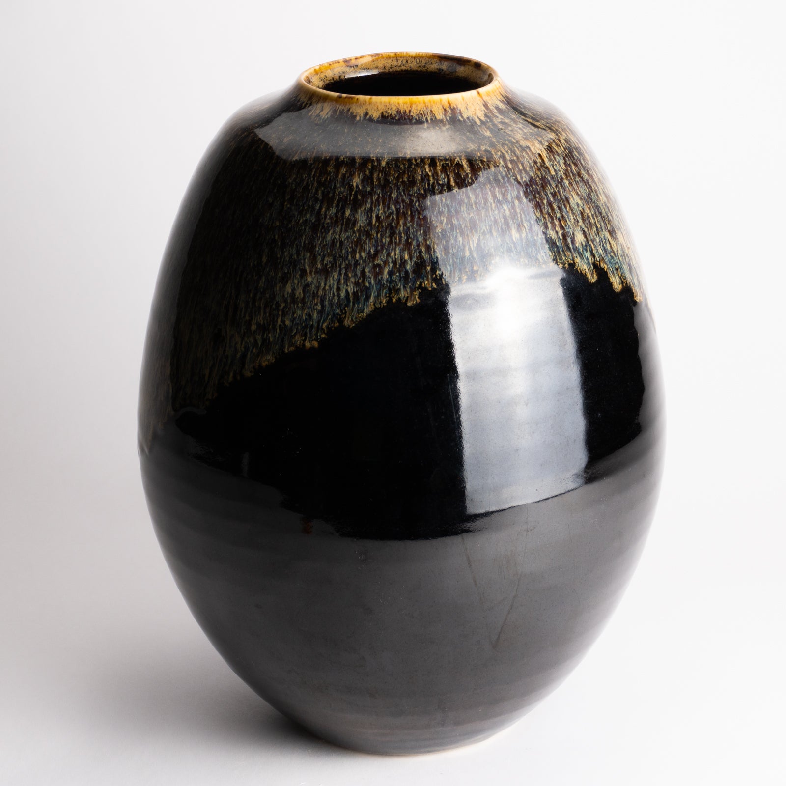 Vase -Tenmoku B by Hiroshi Oketani| Kyoto traditional pottery