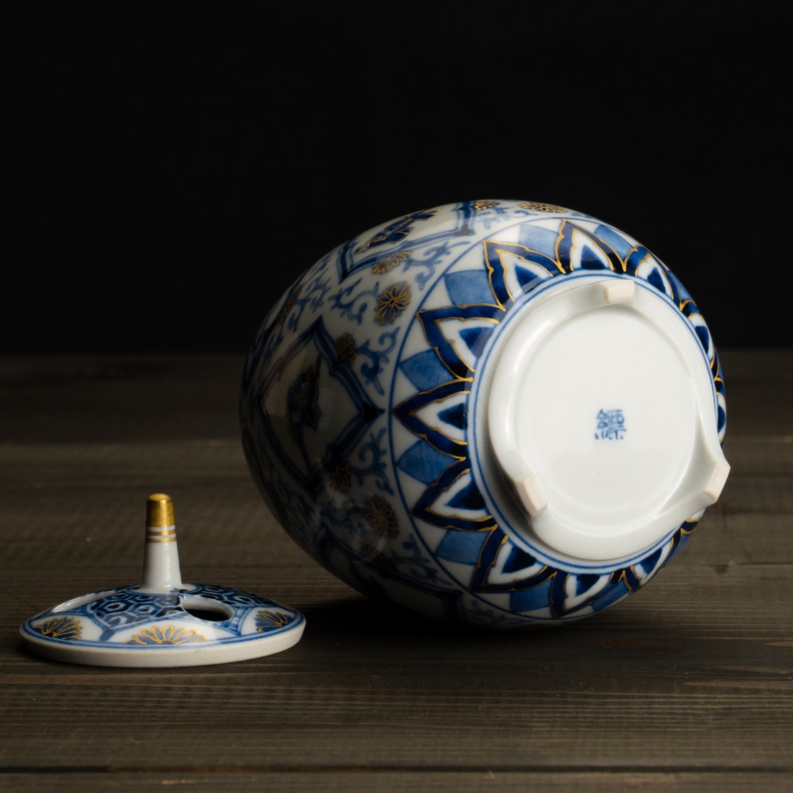 香炉　染付"子象"　淺野有希子 KOTOPOTTER