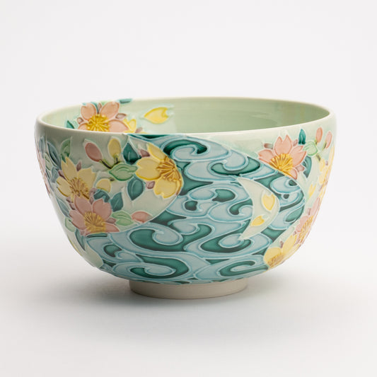 抹茶碗　萌黄交趾 桜に観世水　一如 - Handcrafted Japanese pottery from Kyoto - Kyo ware / Kiyomizu ware.