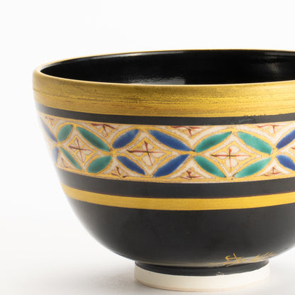 【清水烧】抹茶碗 黑地金彩七宝 海峰