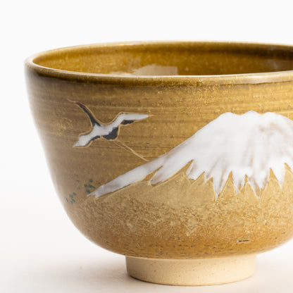 【清水烧】抹茶碗 饴釉《富士与鹤》 海峰