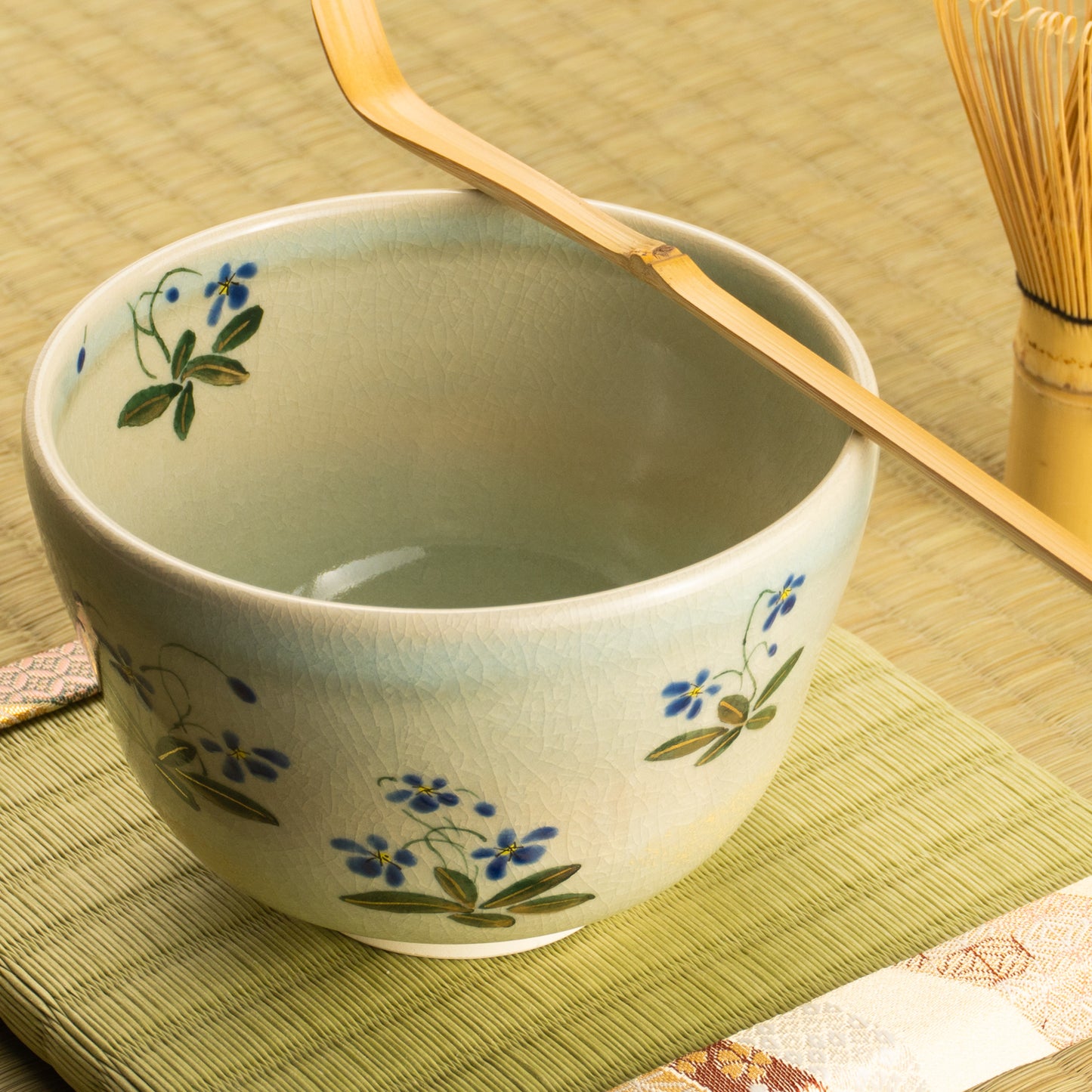 Matcha Bowl – Ash Glaze “Violet” by Kaihou