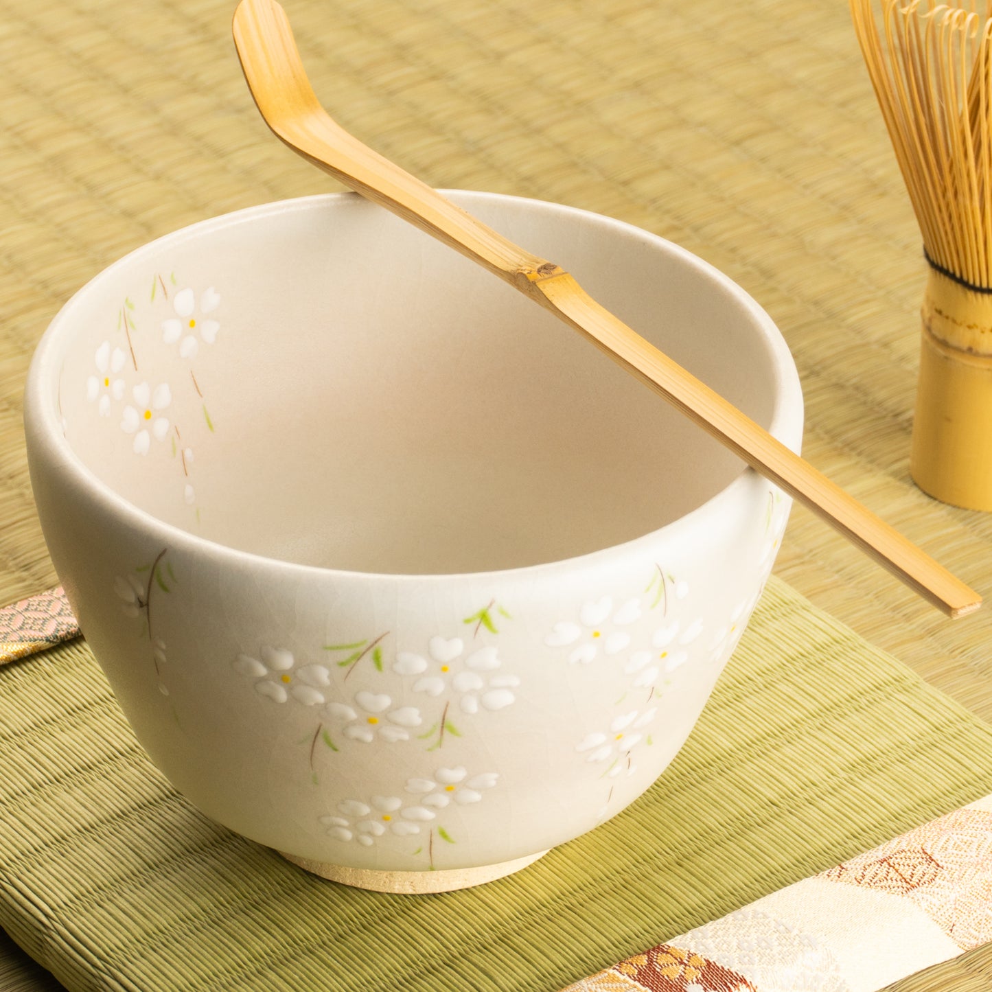 【清水烧】抹茶碗 稻草白釉 垂枝樱 海峰