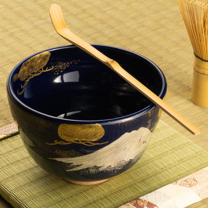 【清水烧】抹茶碗 瑠璃地金银彩《富士与松》 海峰