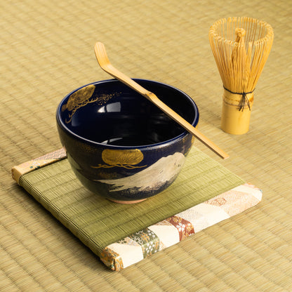 【清水烧】抹茶碗 瑠璃地金银彩《富士与松》 海峰