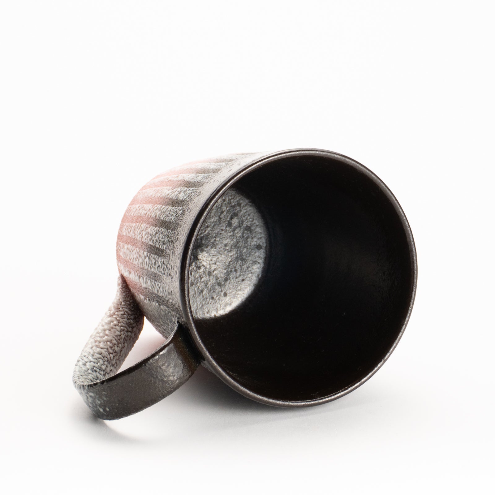 マグカップ　釉泥彩 黒×紅色　竹村陽太郎 KOTOPOTTER