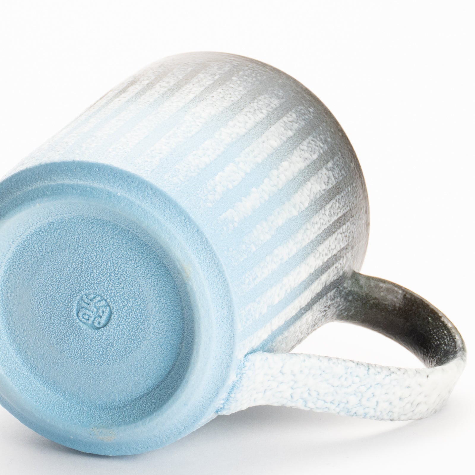 【清水焼】マグカップ　釉泥彩 黒×空色B　竹村陽太郎 KOTOPOTTER