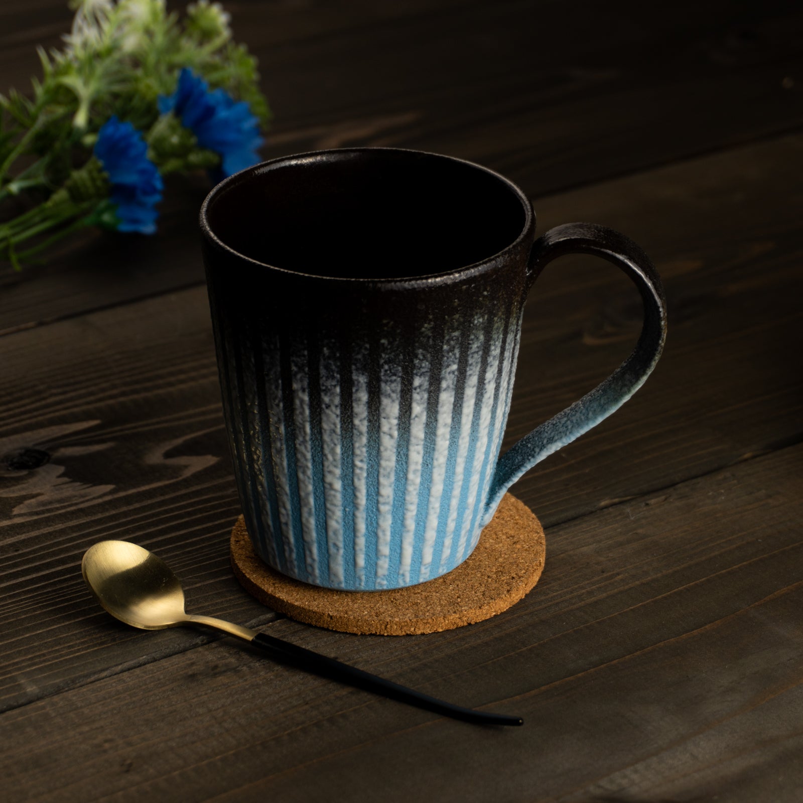 【清水焼】マグカップ　釉泥彩 黒×空色A　竹村陽太郎 KOTOPOTTER