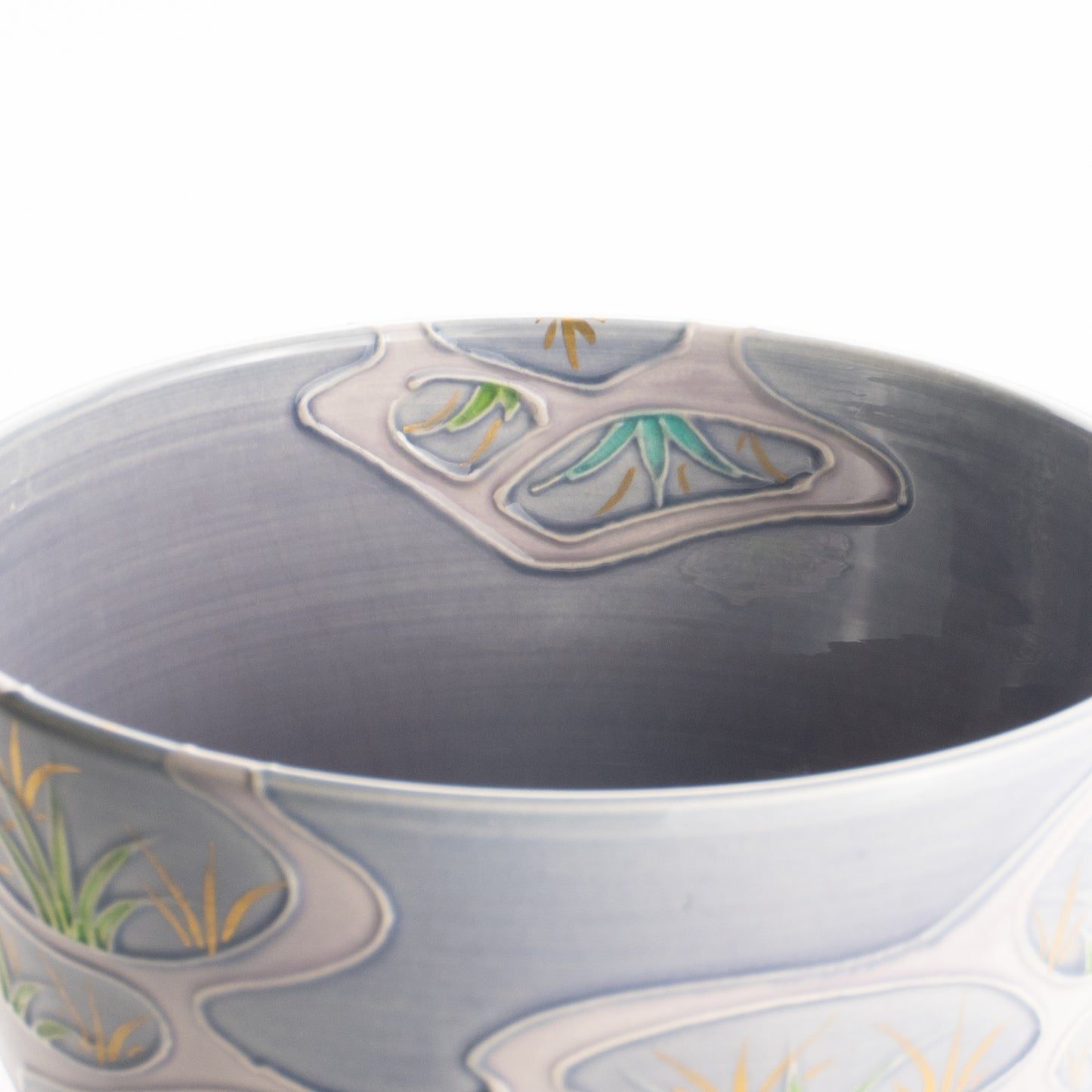 抹茶碗　淡紫交趾 "苗図"　一如 KOTOPOTTER