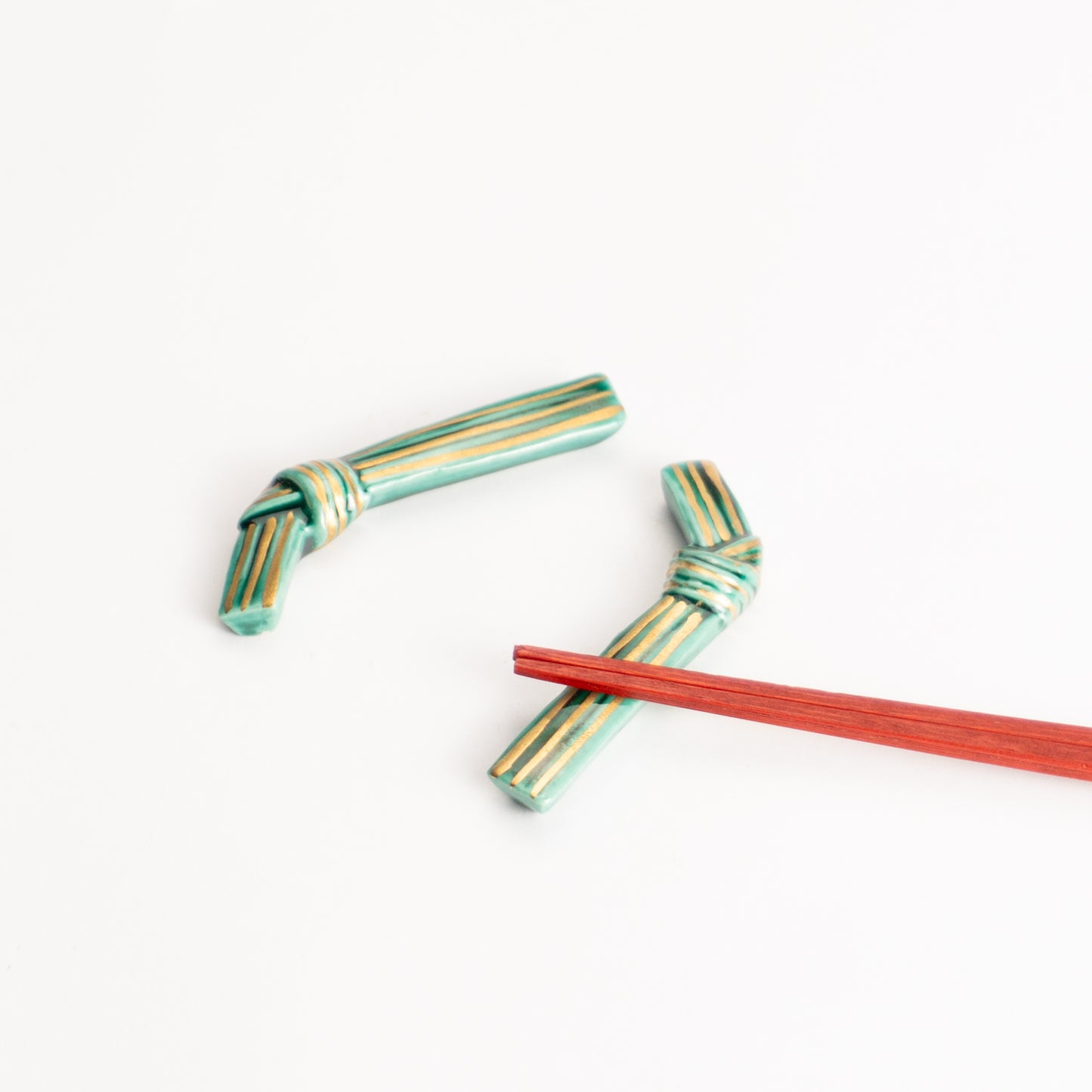 【清水焼】箸置き　青交趾金彩"結び" KOTOPOTTER