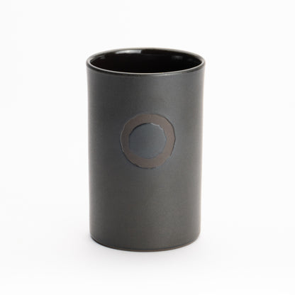 湯呑　黒釉　QUTOTEN KOTOPOTTER