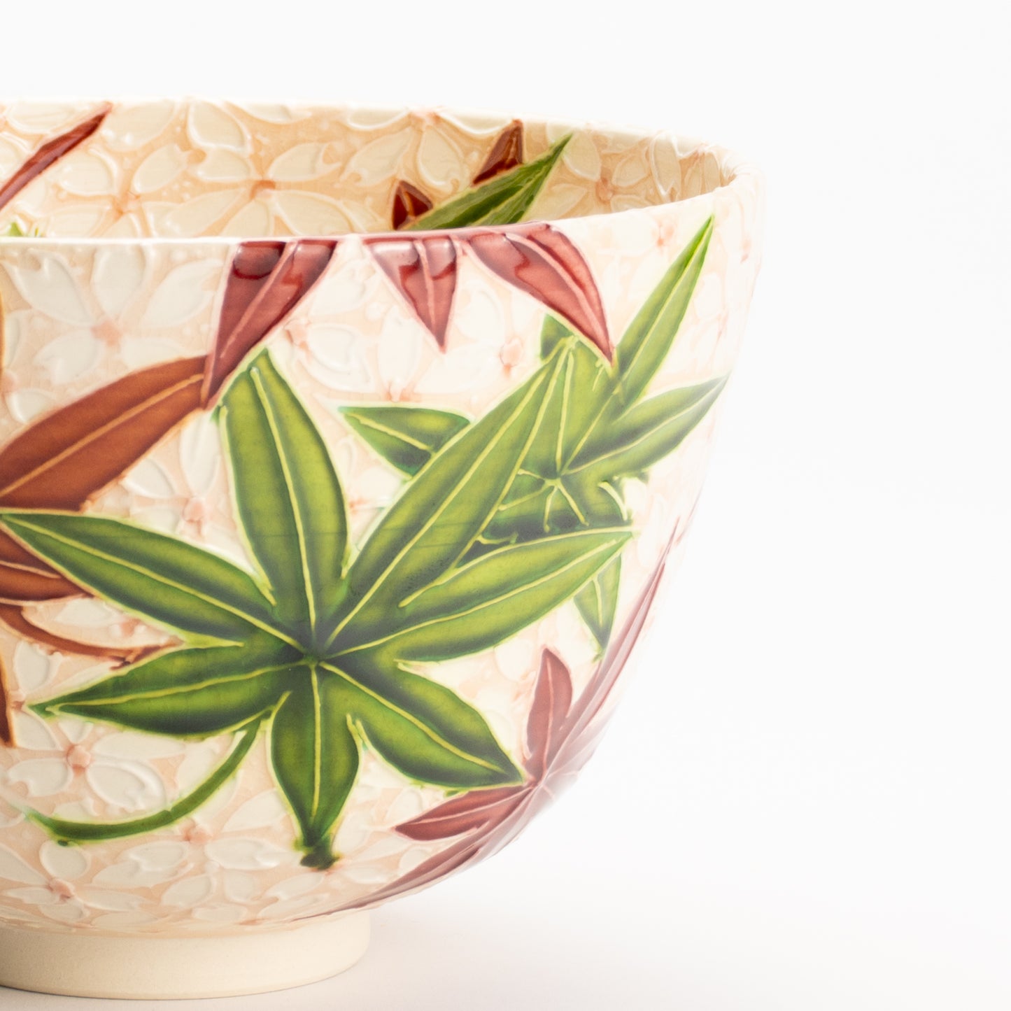 抹茶碗　淡桃交趾 雲錦詰　一如 KOTOPOTTER