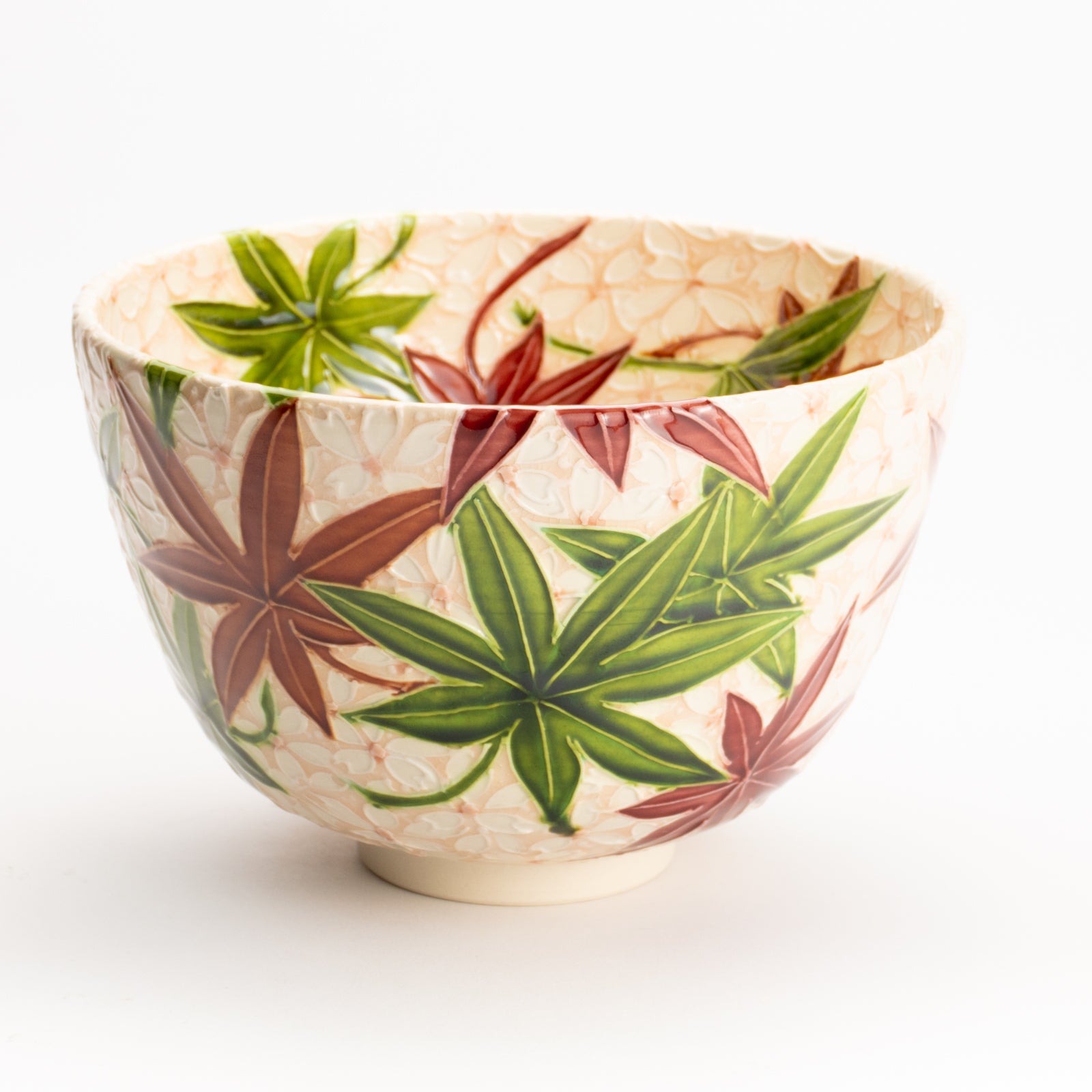 抹茶碗　淡桃交趾 雲錦詰　一如 KOTOPOTTER