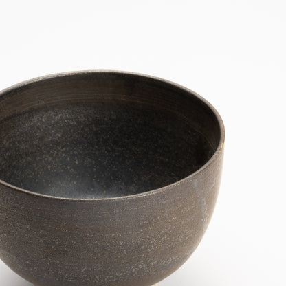 抹茶碗　丸形"鉄黒"　髙橋康治 KOTOPOTTER