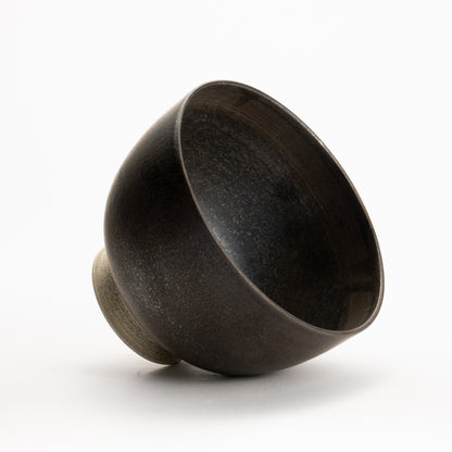 抹茶碗　丸形"鉄黒"　髙橋康治 KOTOPOTTER
