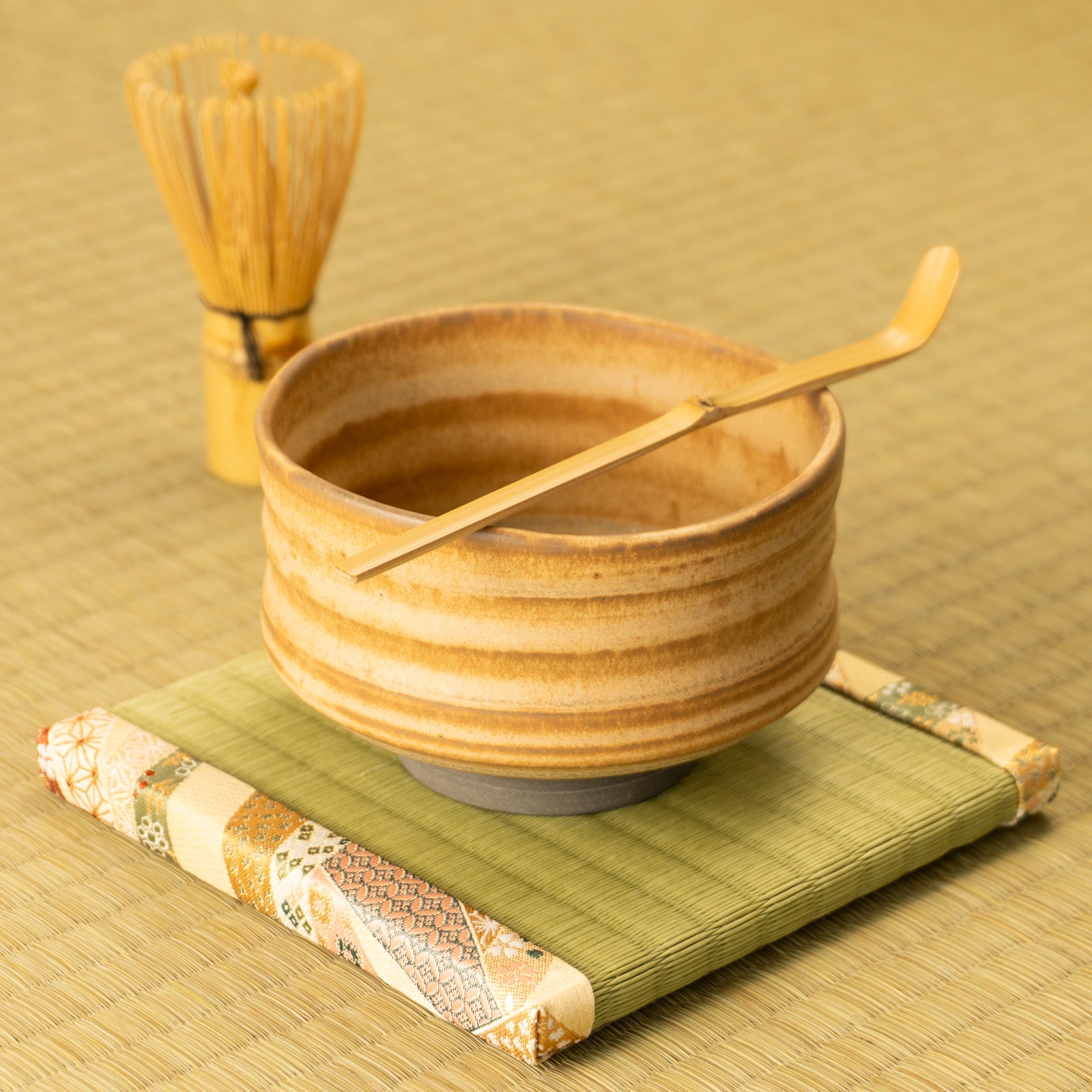 清水焼　窯元陣屋　金杯 京都 清水焼】抹茶碗 筒形