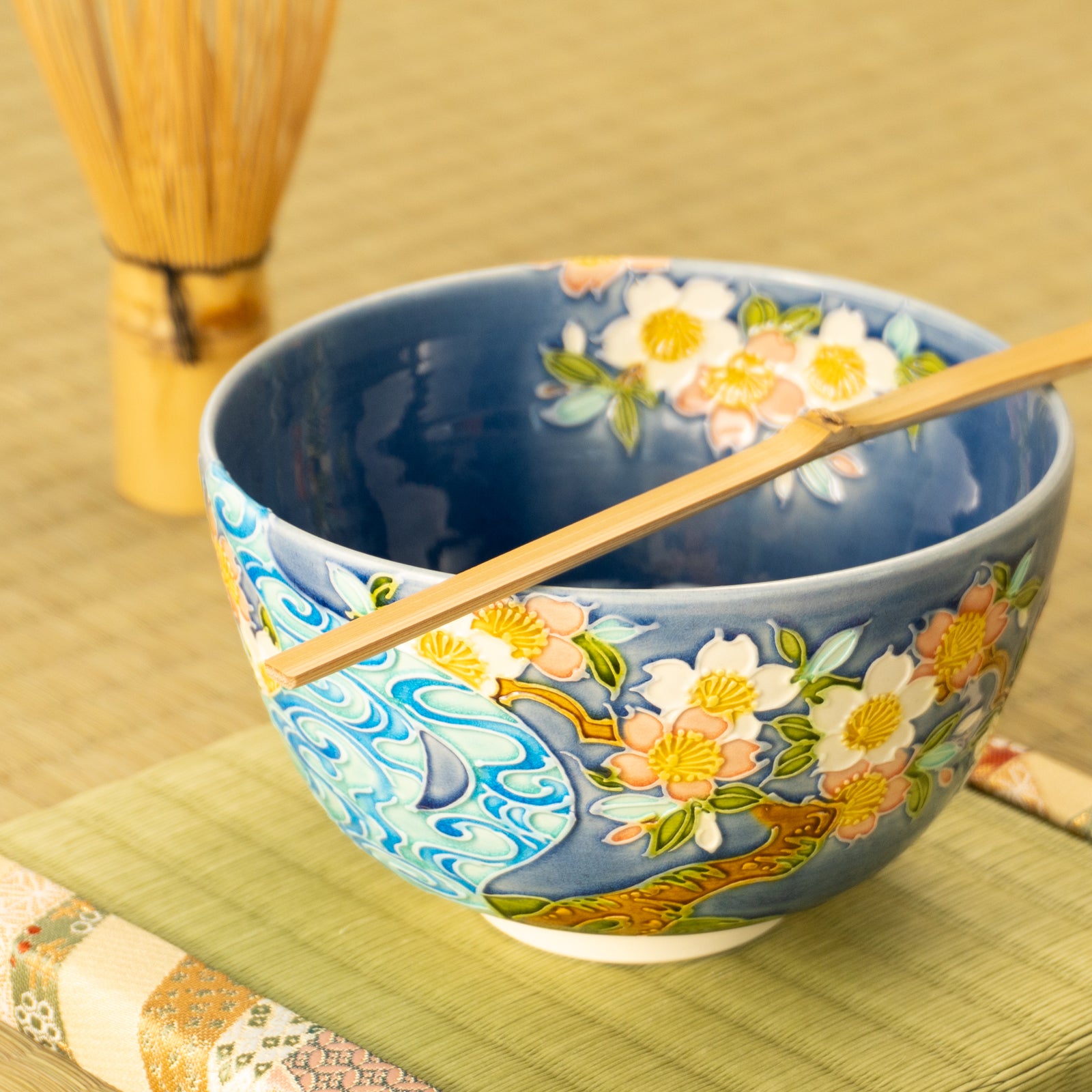 京都 清水焼】抹茶碗 紺交趾 桜に観世水 一如｜コトポッター
