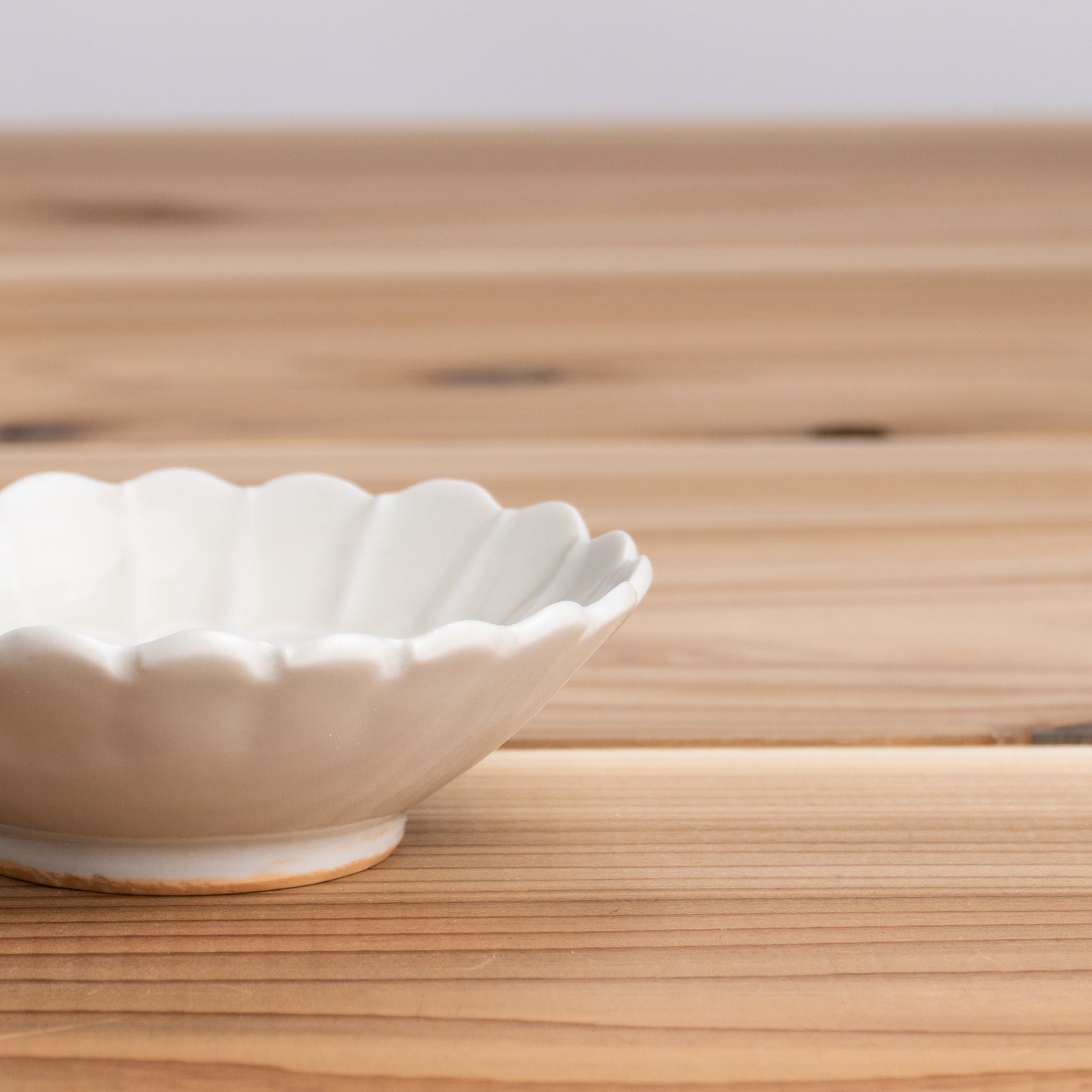 【清水焼】豆鉢　菊 灰青釉　前田麻美 KOTOPOTTER