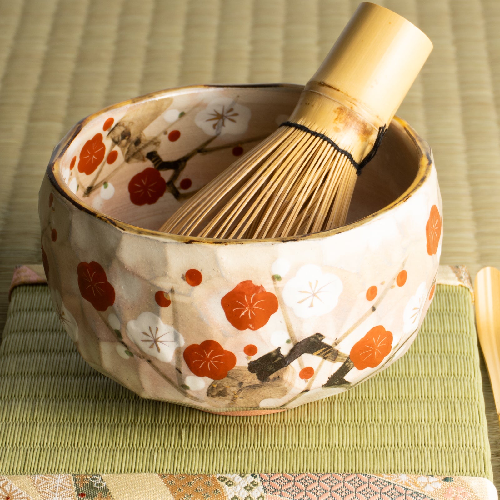 抹茶碗　紅白梅図　俊山窯 KOTOPOTTER