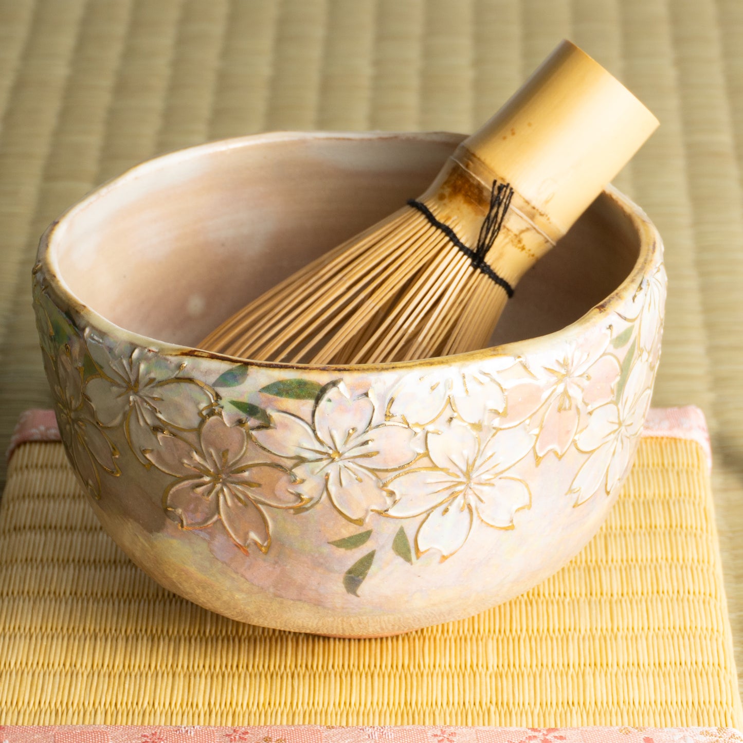 抹茶碗　ラスター彩"桜図"　俊山窯 KOTOPOTTER