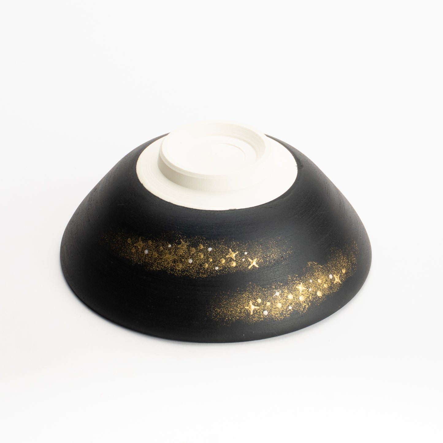 抹茶碗(平)　黒糖金銀彩"銀河"　善昇 KOTOPOTTER