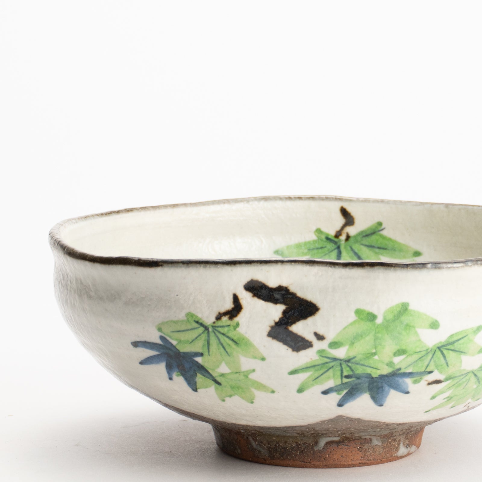 抹茶碗(平)　白化粧"青楓"　与し三 KOTOPOTTER