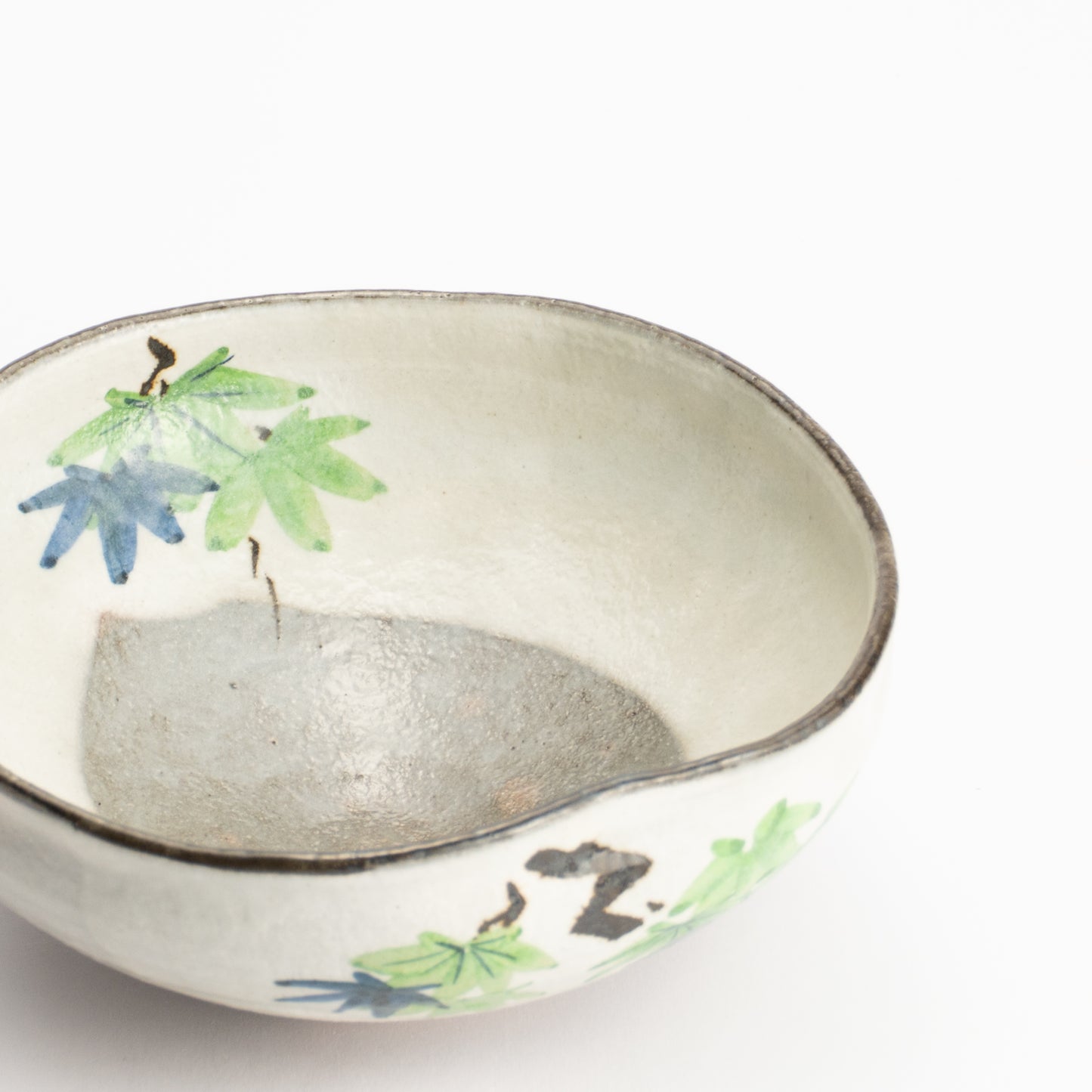 抹茶碗(平)　白化粧"青楓"　与し三 KOTOPOTTER