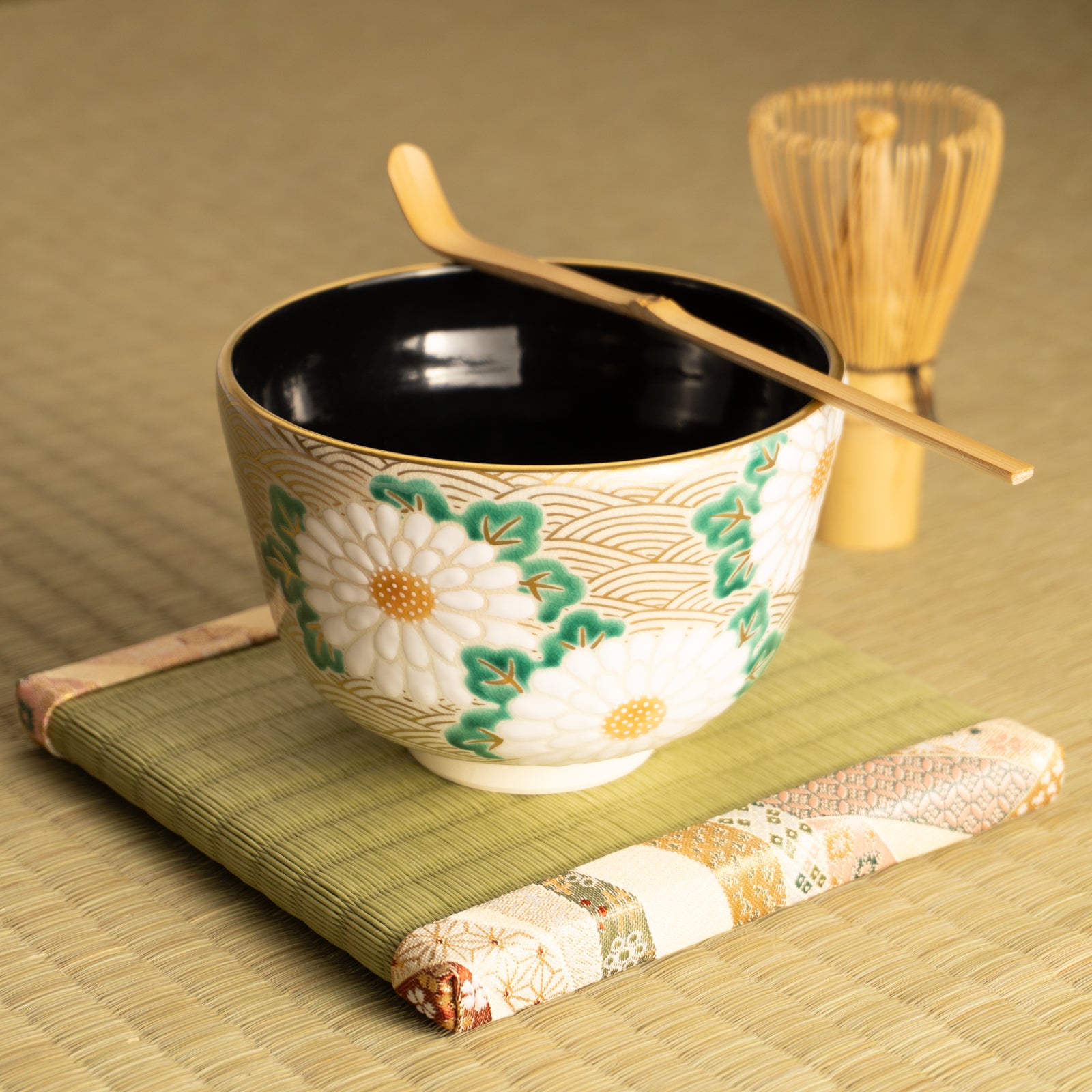 抹茶碗　菊に波　陶楽 KOTOPOTTER