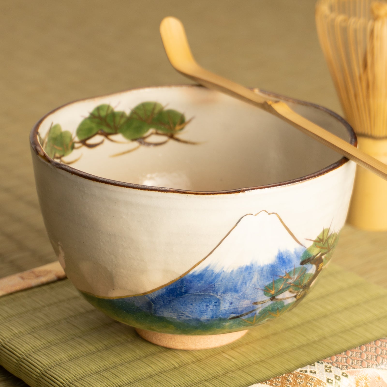 抹茶碗　富士山と松　俊山窯 KOTOPOTTER