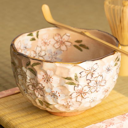 抹茶碗　色絵桜　俊山窯 KOTOPOTTER