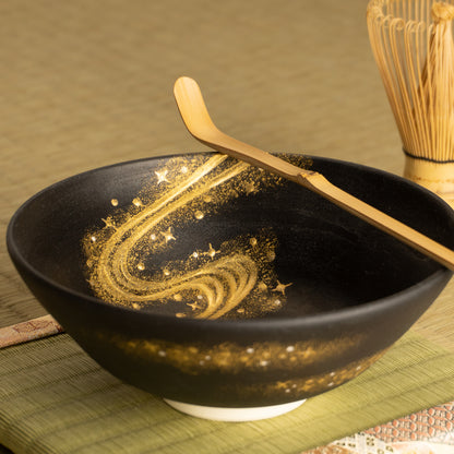 抹茶碗(平)　黒糖金銀彩"銀河"　善昇 KOTOPOTTER