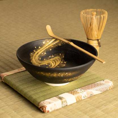 抹茶碗(平)　黒糖金銀彩"銀河"　善昇 KOTOPOTTER