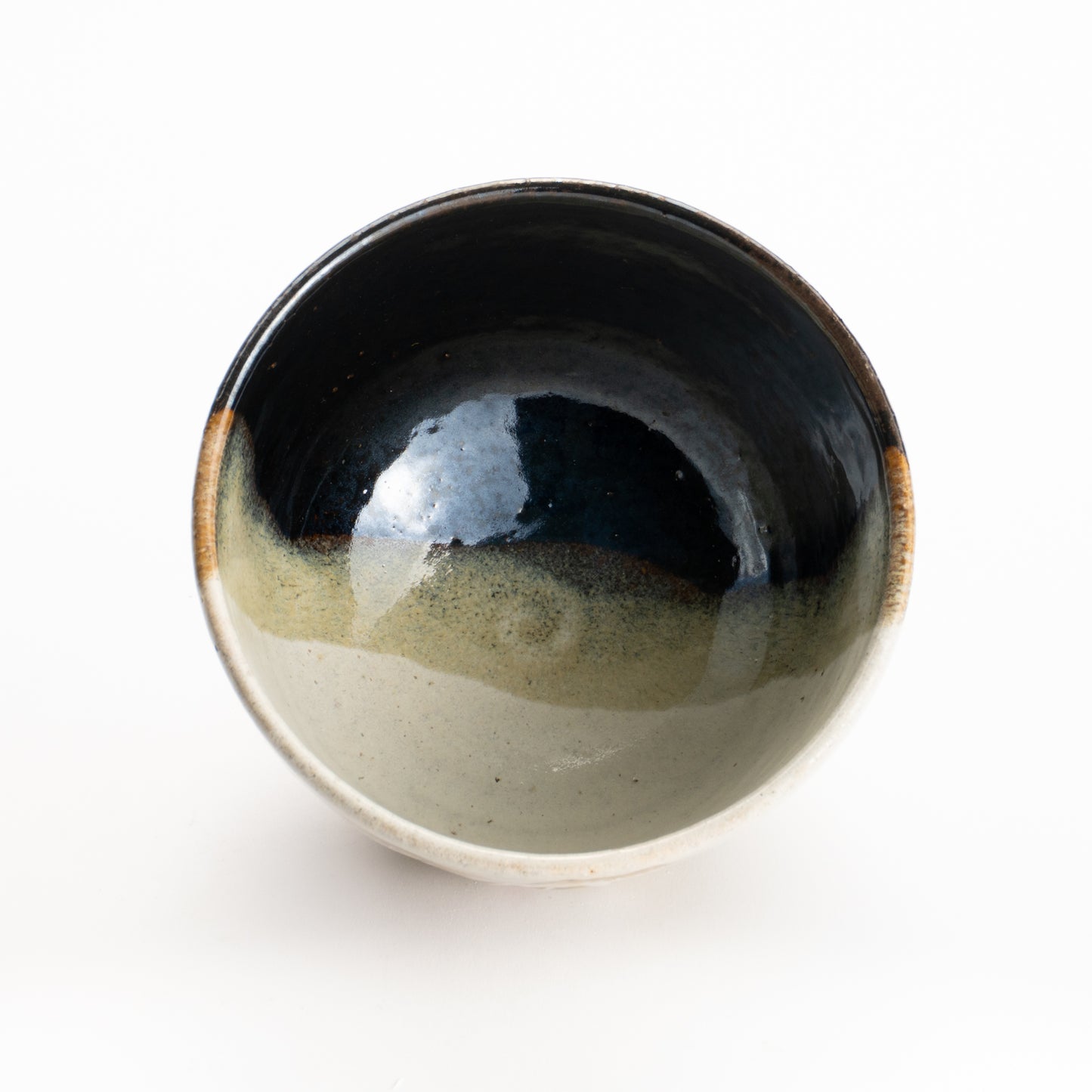 抹茶碗　灰釉掛分 富士に桜　良二 KOTOPOTTER