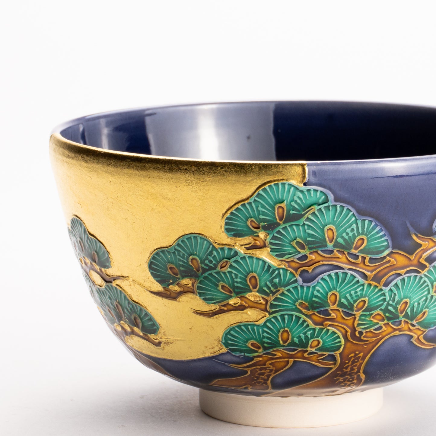 抹茶碗　紺交趾金箔 "老松に月"　一如 KOTOPOTTER