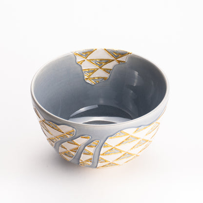 抹茶碗　淡紫交趾 "鱗鶴紋"　一如 KOTOPOTTER