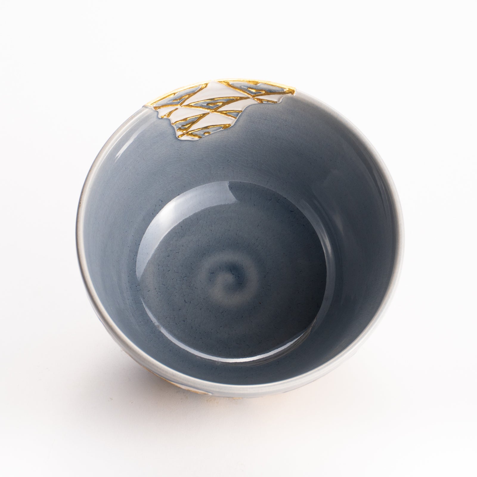 抹茶碗　淡紫交趾 "鱗鶴紋"　一如 KOTOPOTTER