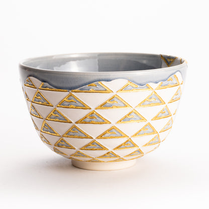 抹茶碗　淡紫交趾 "鱗鶴紋"　一如 KOTOPOTTER