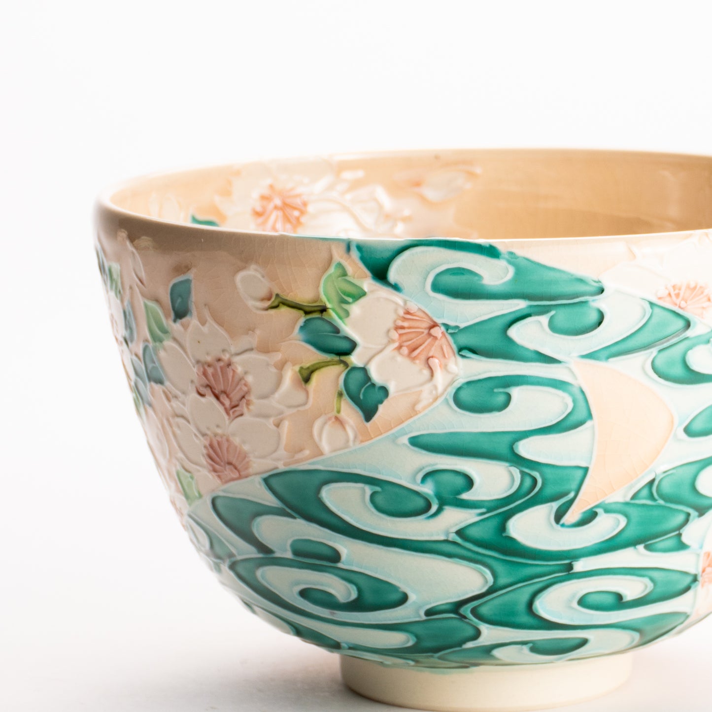 抹茶碗　淡桃交趾 "桜に観世水"　一如 KOTOPOTTER