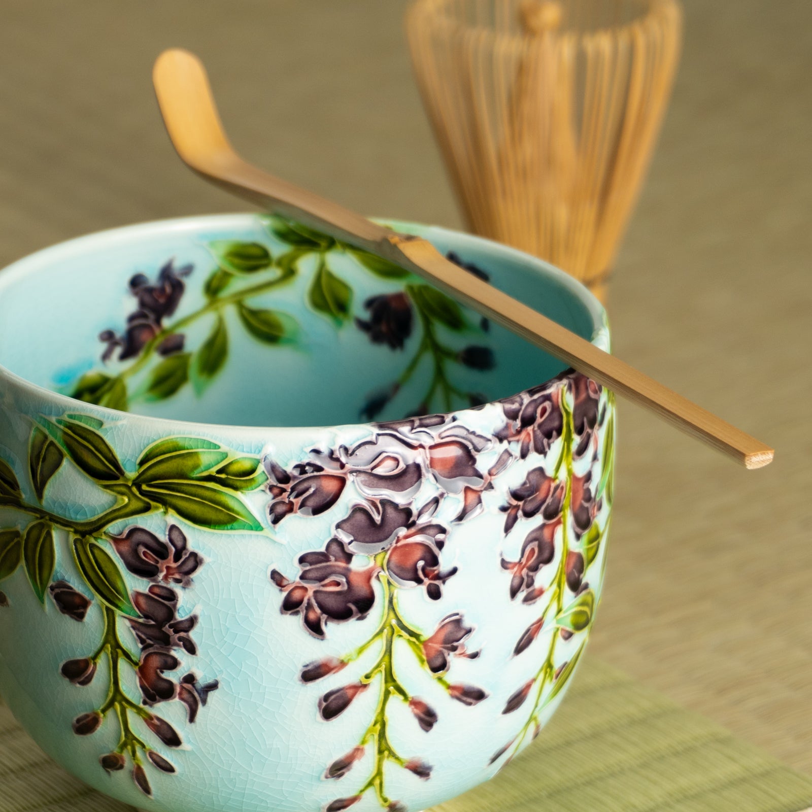抹茶碗　淡青交趾 "藤"　一如 KOTOPOTTER