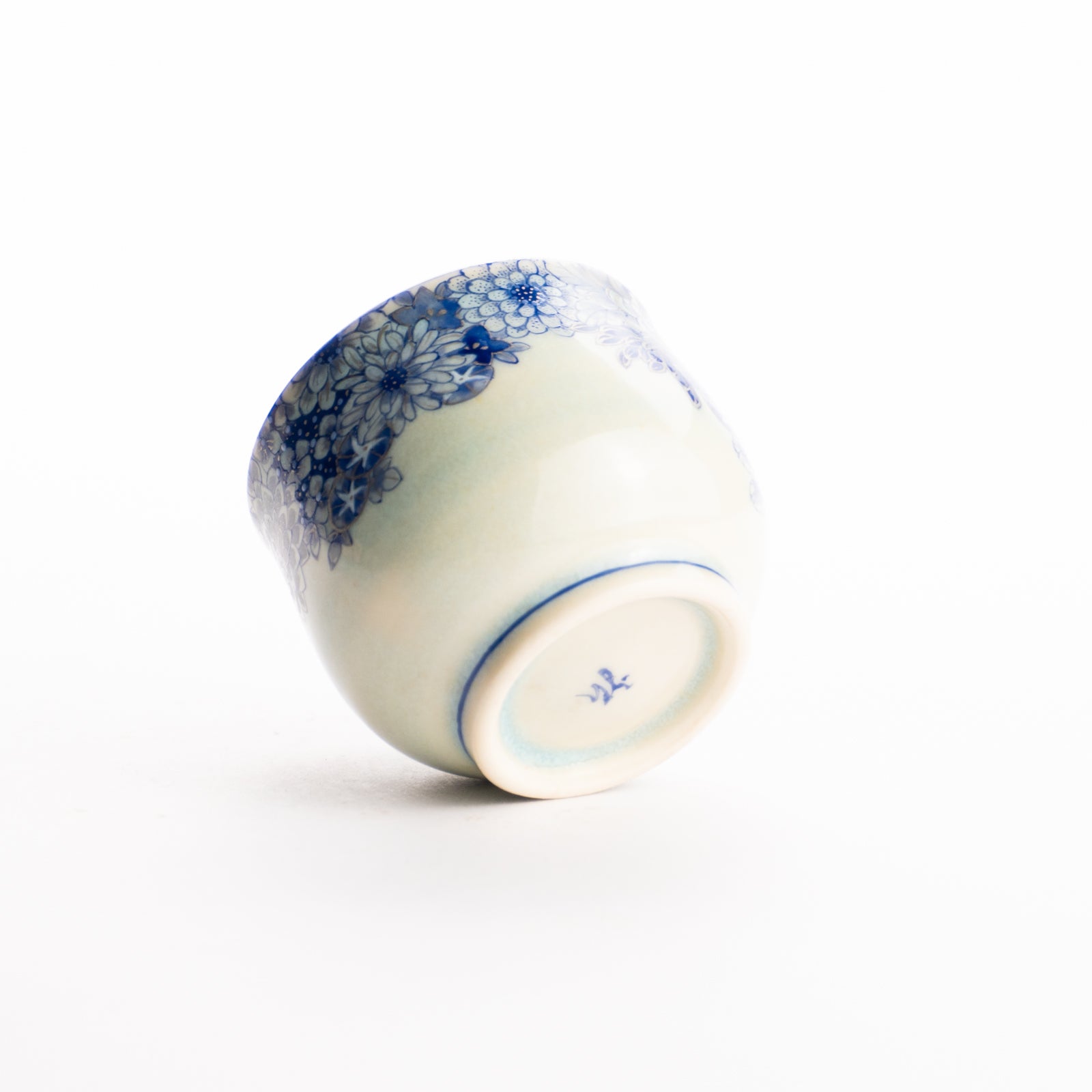 ぐい呑　青描プラチナ彩 花詰　見谷若葉 KOTOPOTTER