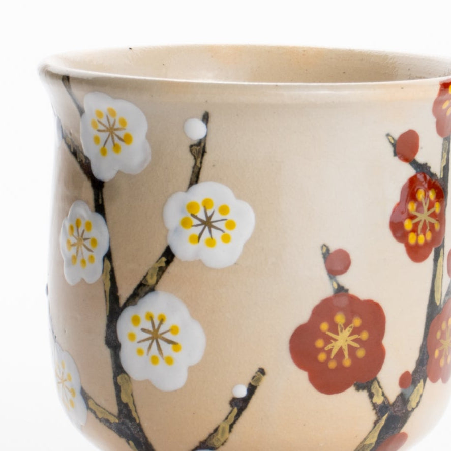 湯吞　紅白梅　花光山窯 - Handcrafted Japanese pottery from Kyoto - Kyo ware / Kiyomizu ware.