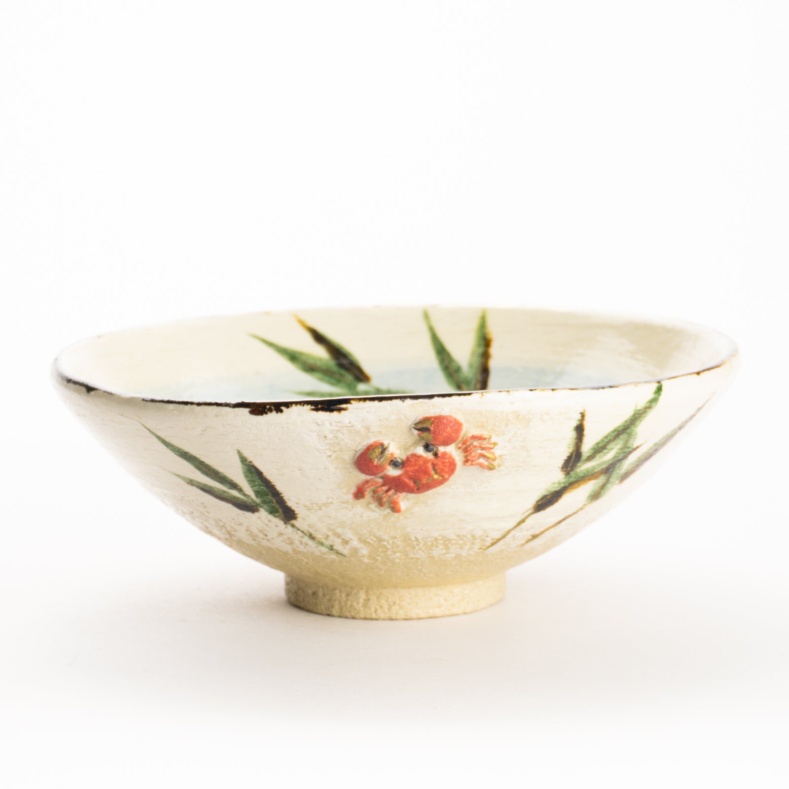抹茶碗(平)　楽焼 芦に蟹　桂楽 KOTOPOTTER