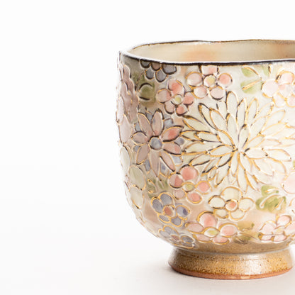 湯呑　イッチン金彩 花詰 ピンク　俊山窯 KOTOPOTTER