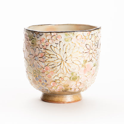 湯呑　イッチン金彩 花詰 ピンク　俊山窯 KOTOPOTTER
