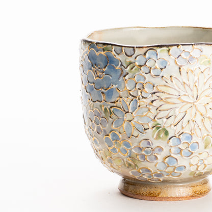 湯呑　イッチン金彩 花詰 ブルー　俊山窯 KOTOPOTTER