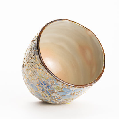 湯呑　イッチン金彩 花詰 ブルー　俊山窯 KOTOPOTTER