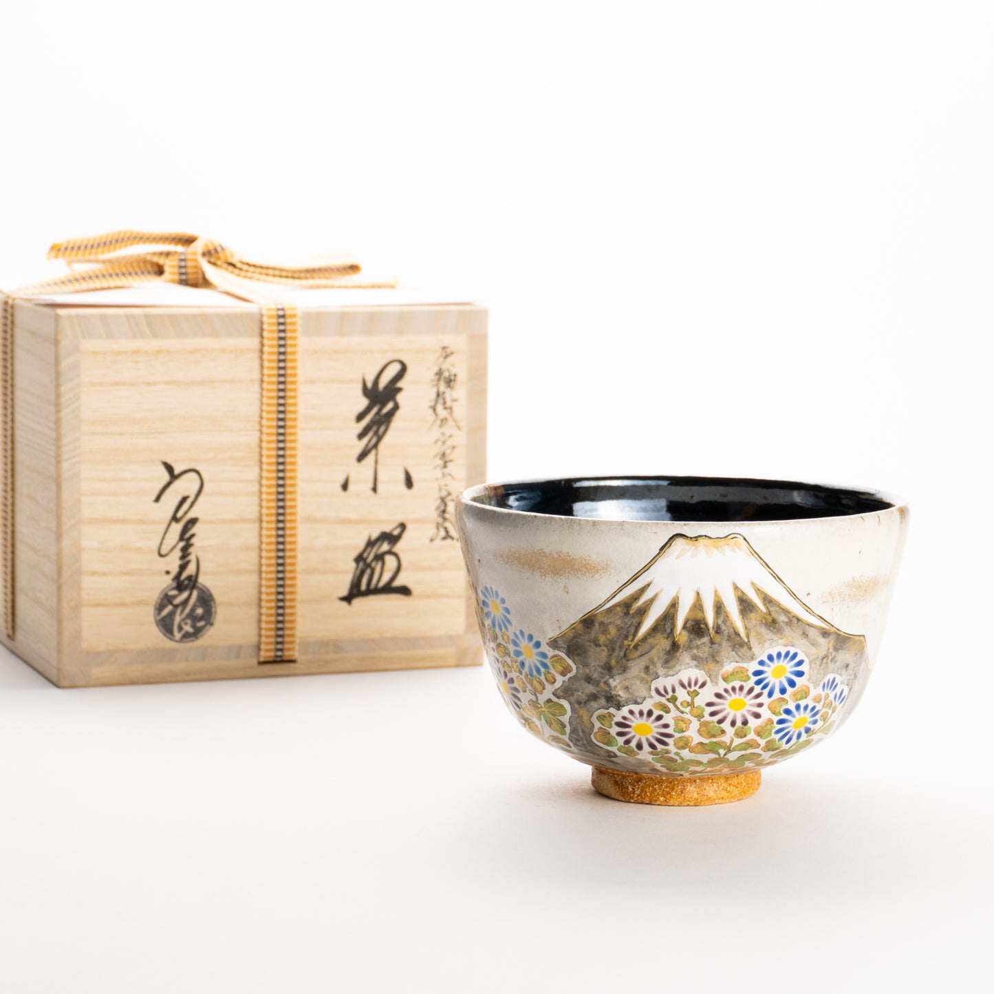 抹茶碗　灰釉掛分 富士に菊　良二 KOTOPOTTER