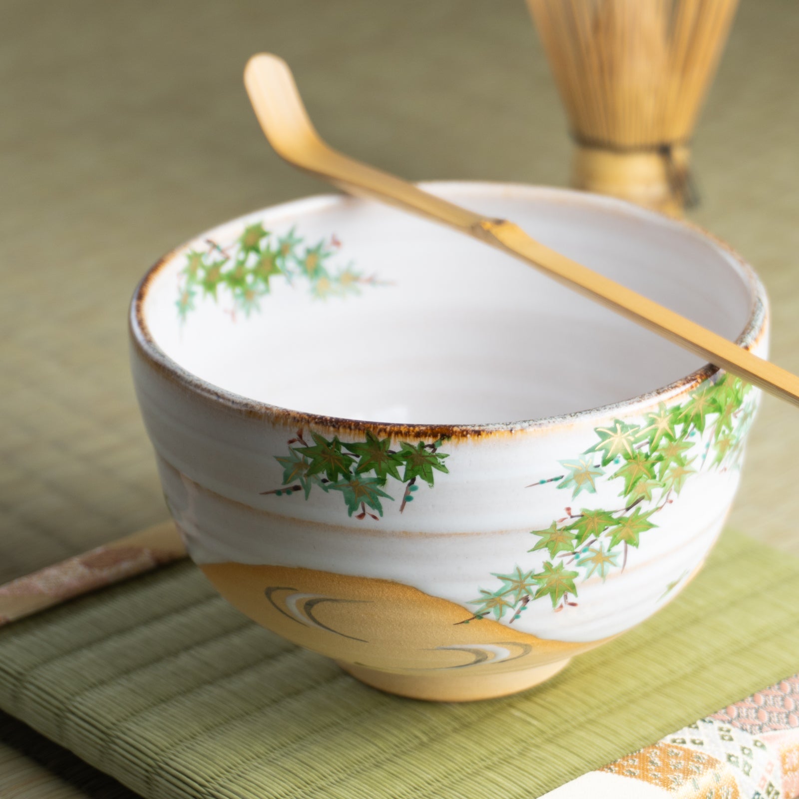 抹茶碗　白釉 青楓　良二 KOTOPOTTER
