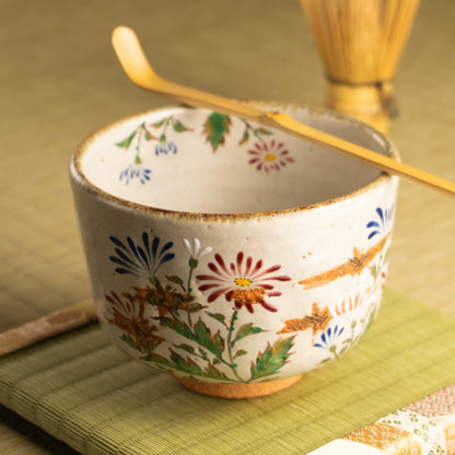 抹茶碗　灰釉 嵯峨菊　良二 KOTOPOTTER