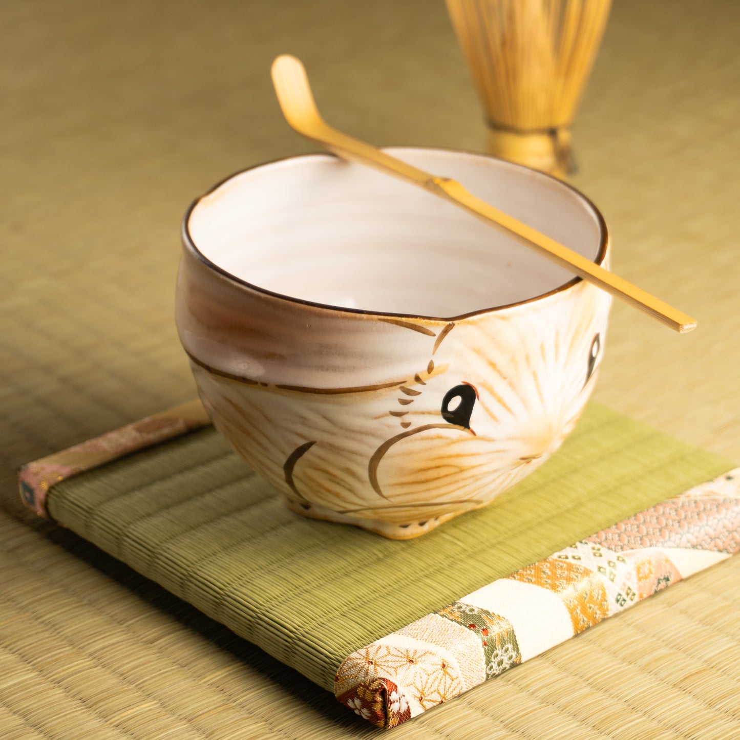 抹茶碗　灰釉 ロップイヤーラビット　良二 KOTOPOTTER